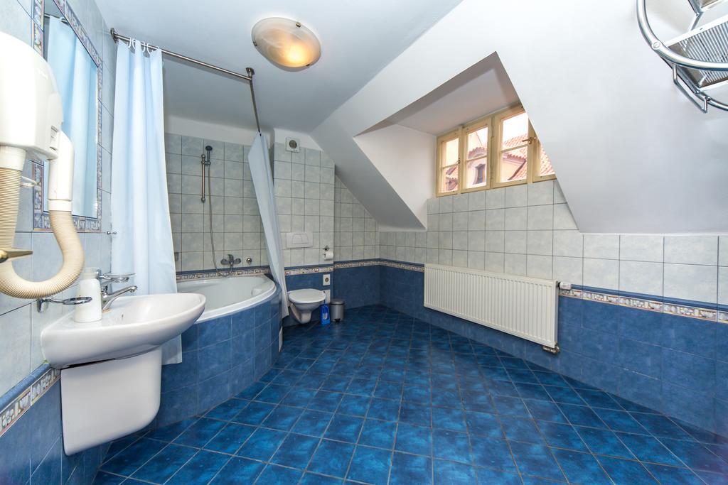Hostel Mango Prag Dış mekan fotoğraf