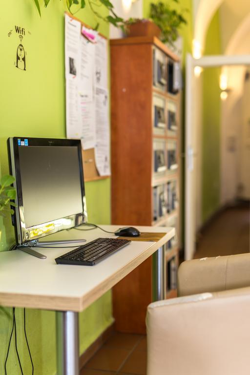 Hostel Mango Prag Dış mekan fotoğraf